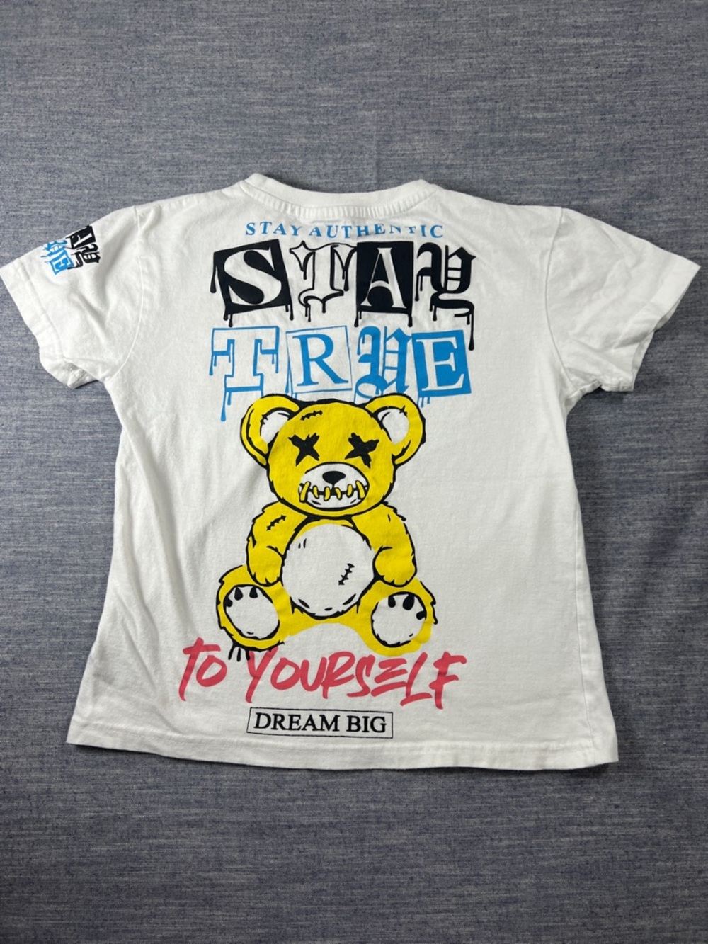 Seven Souls Size 8 Boys Teddy Bear DREAM BIG STAY TRUE Streetwear Graffiti Shirt